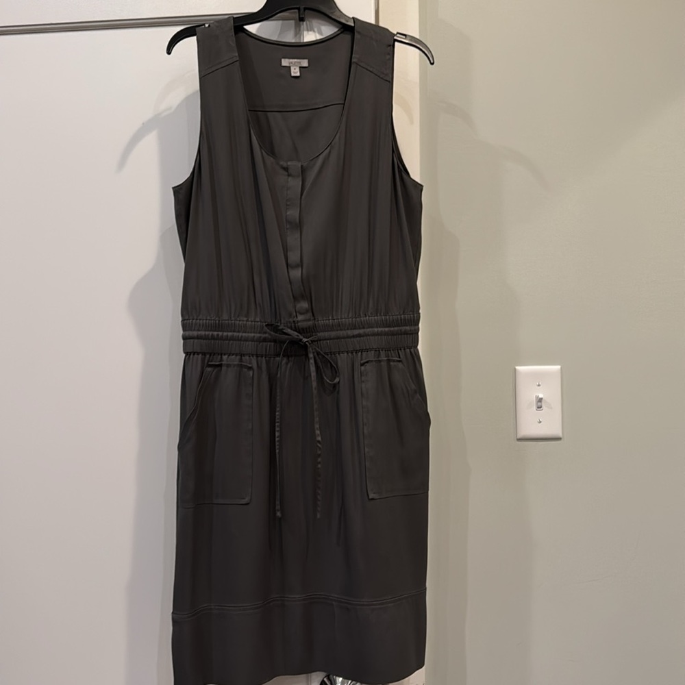 Valette Silk Mini Dress size 4 - Picture 1 of 6